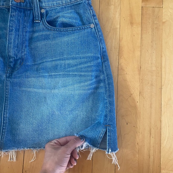 Madewell Mccarren Raw Hem Jean Skirt - Picture 5 of 8